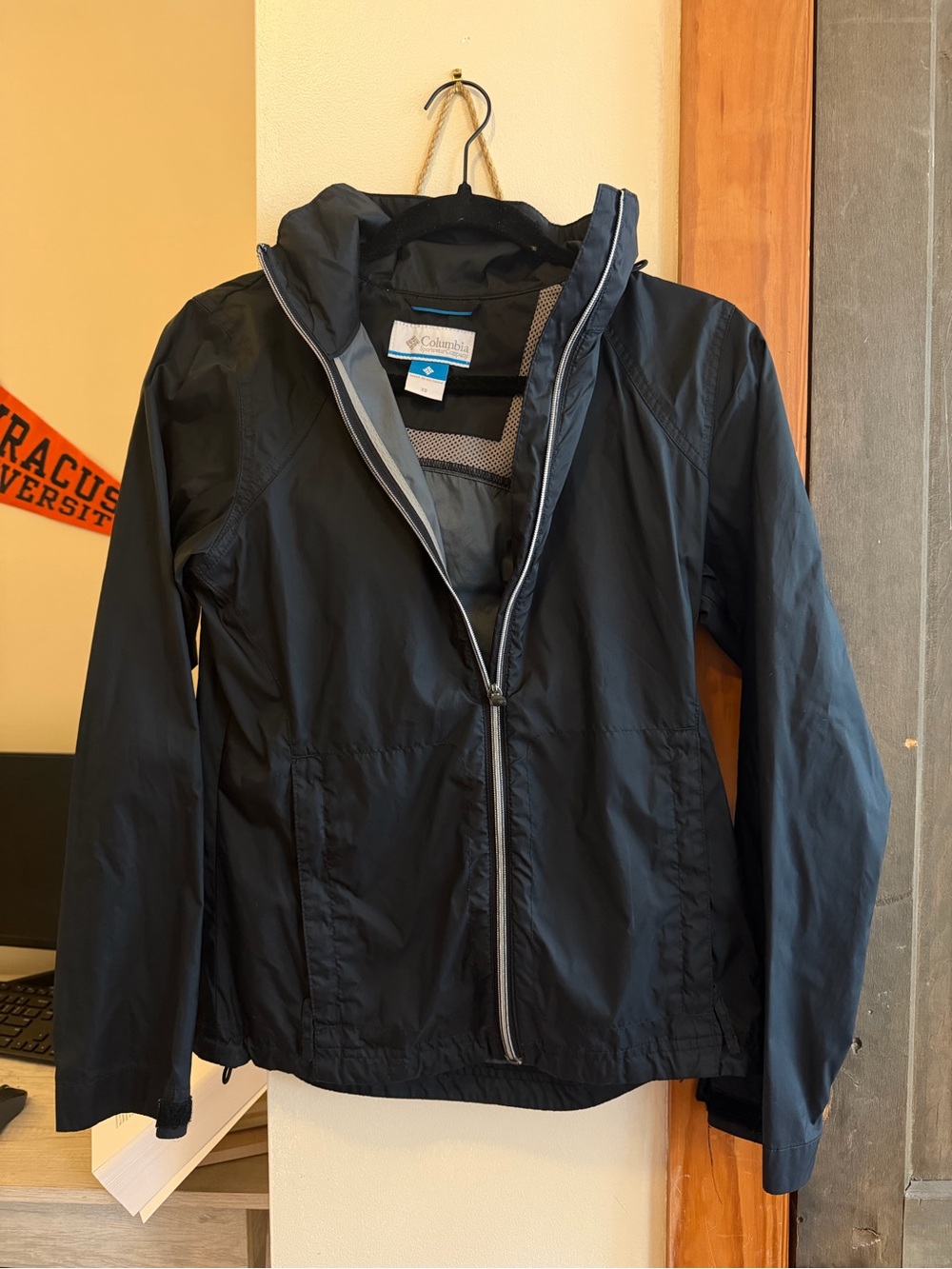 Columbia Women's Black Hooded Shell Jacket
